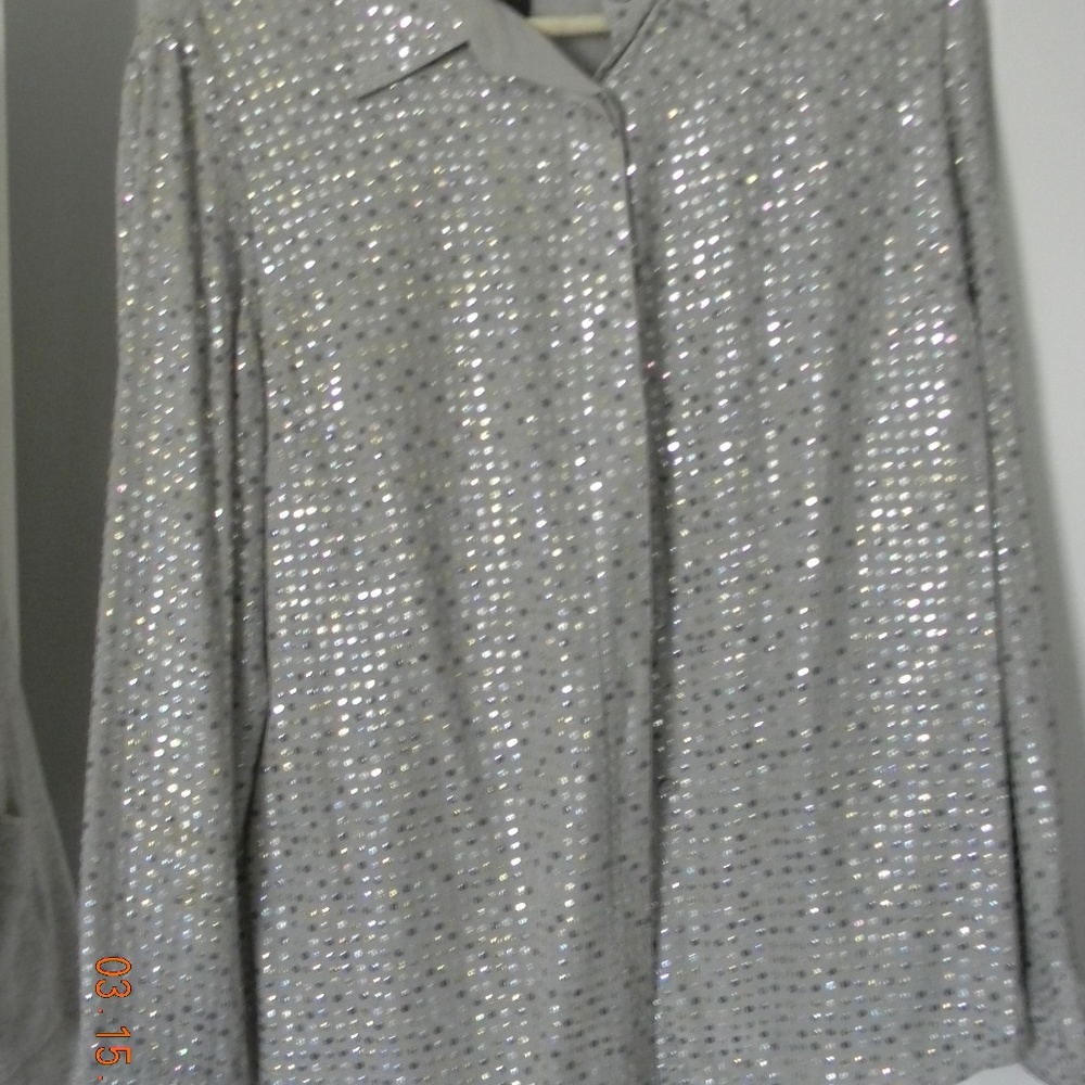 WOMEN BLOUSE